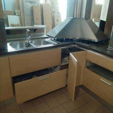 Cucina Angolare Con Elett Scav