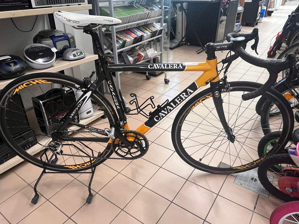 Biciclettada Corsa Cavalera Con Cerchi Firmati Miche