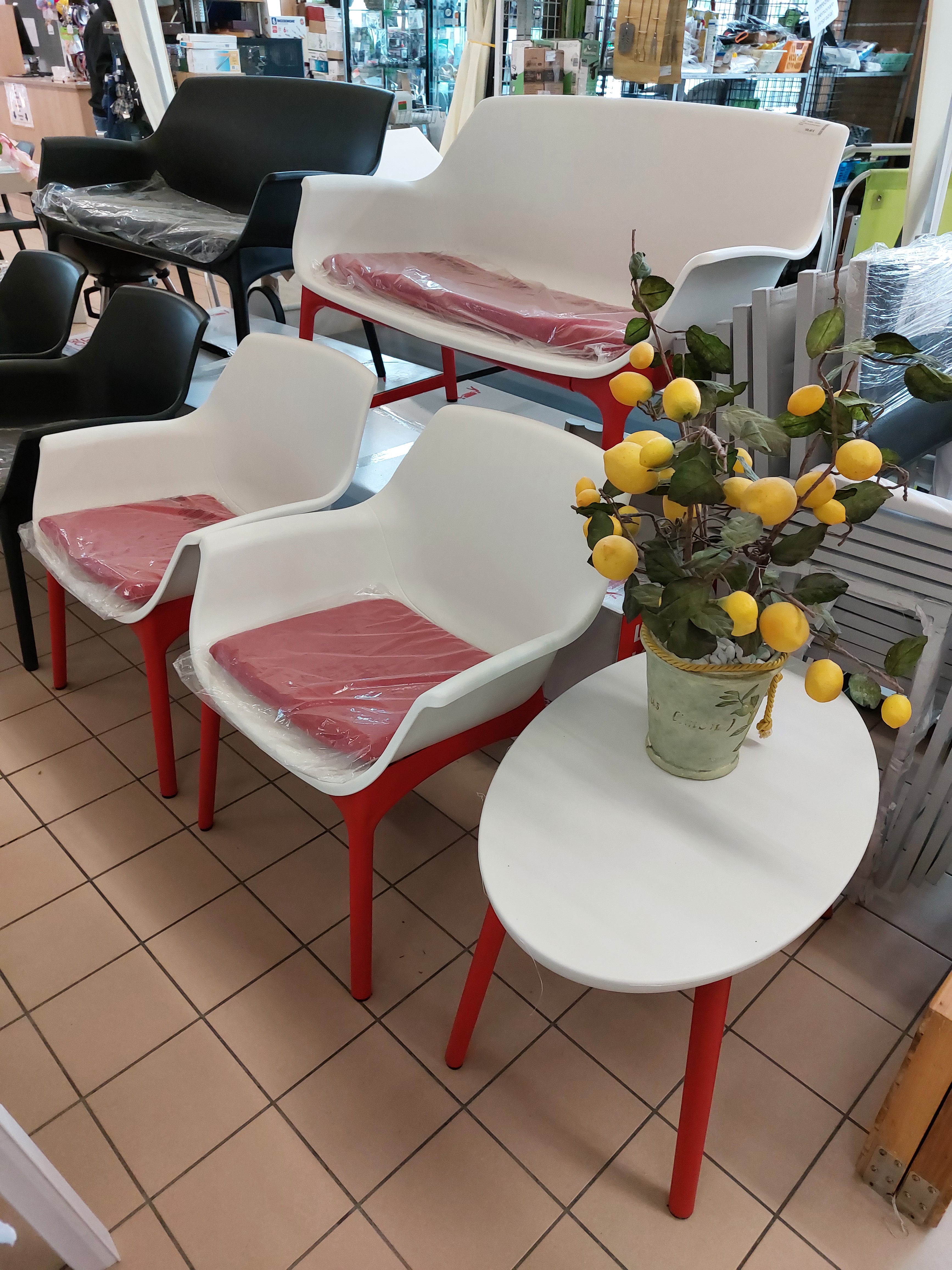 Salottino Da Esterno Bianco Rosso
